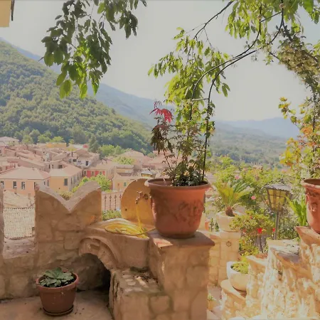 Apartment Diffuso La Castellana Superior Duca Ildebrando San Donato Val di Comino
